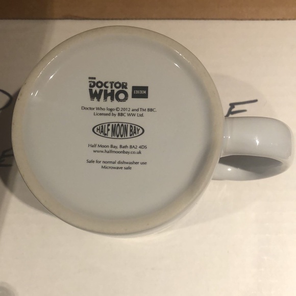 3/$40 BBC Doctor Who Mug - Picture 2 of 4